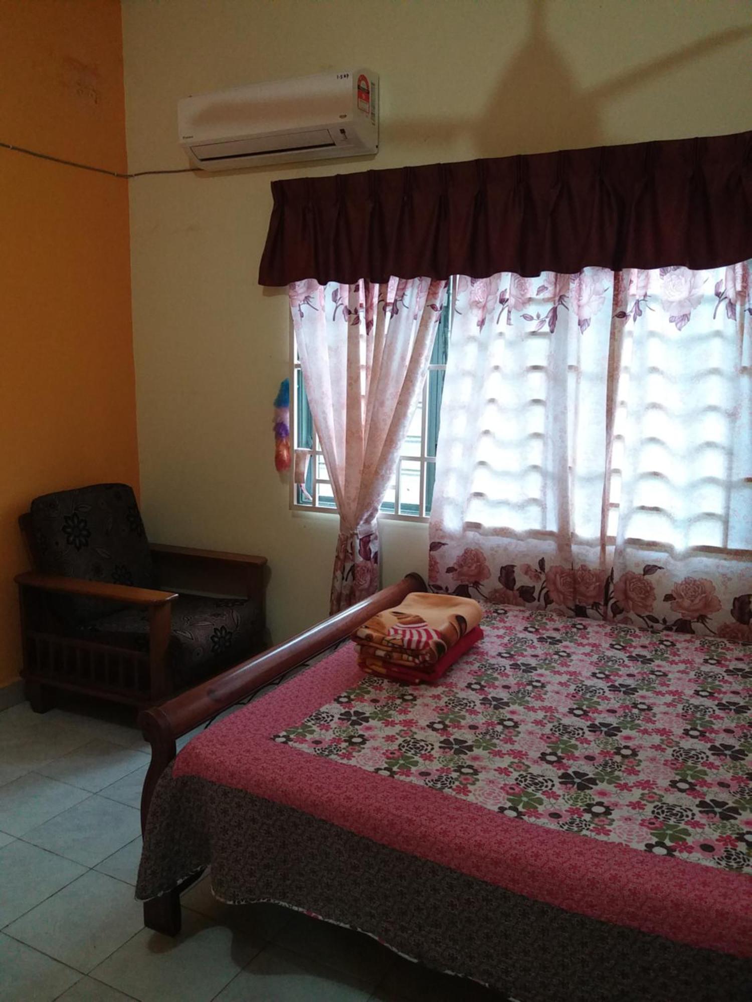 Dhia Irdina Homestay Paya Rewak Exteriér fotografie