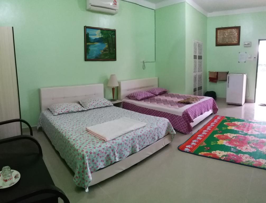 Dhia Irdina Homestay Paya Rewak Exteriér fotografie