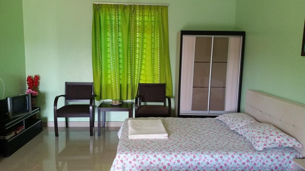 Dhia Irdina Homestay Paya Rewak Exteriér fotografie
