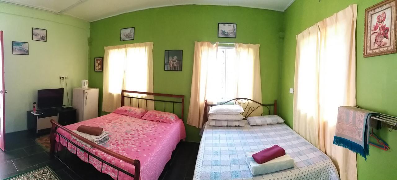 Dhia Irdina Homestay Paya Rewak Exteriér fotografie